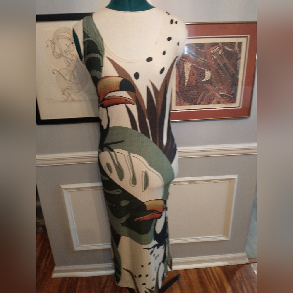 Energia Natural fitted dress with stretch, tags are seeds to plant. size small